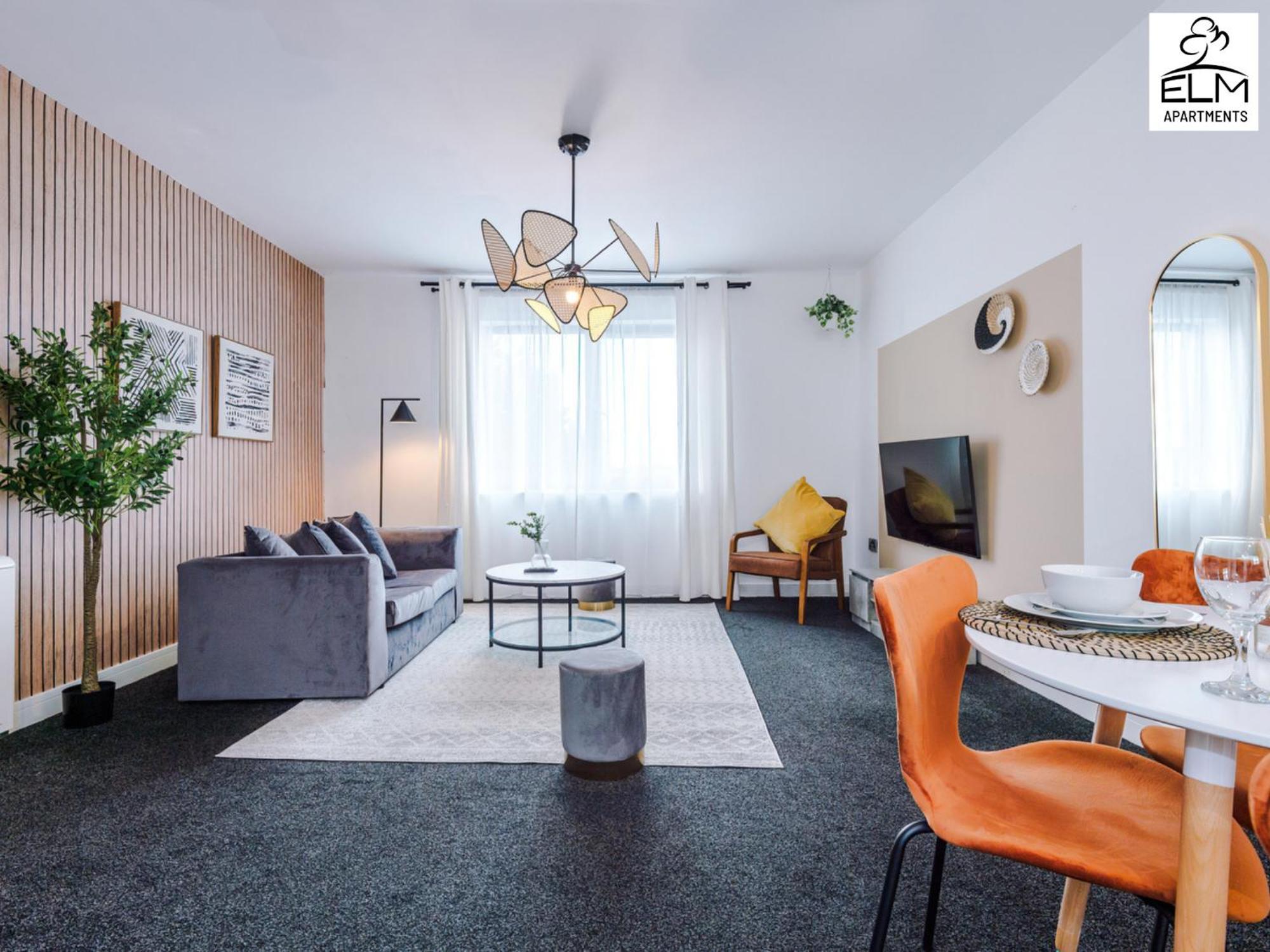 Elm Aparthotel , Collection Of Apartments Available Near Media City , Free Parking Манчестер Экстерьер фото