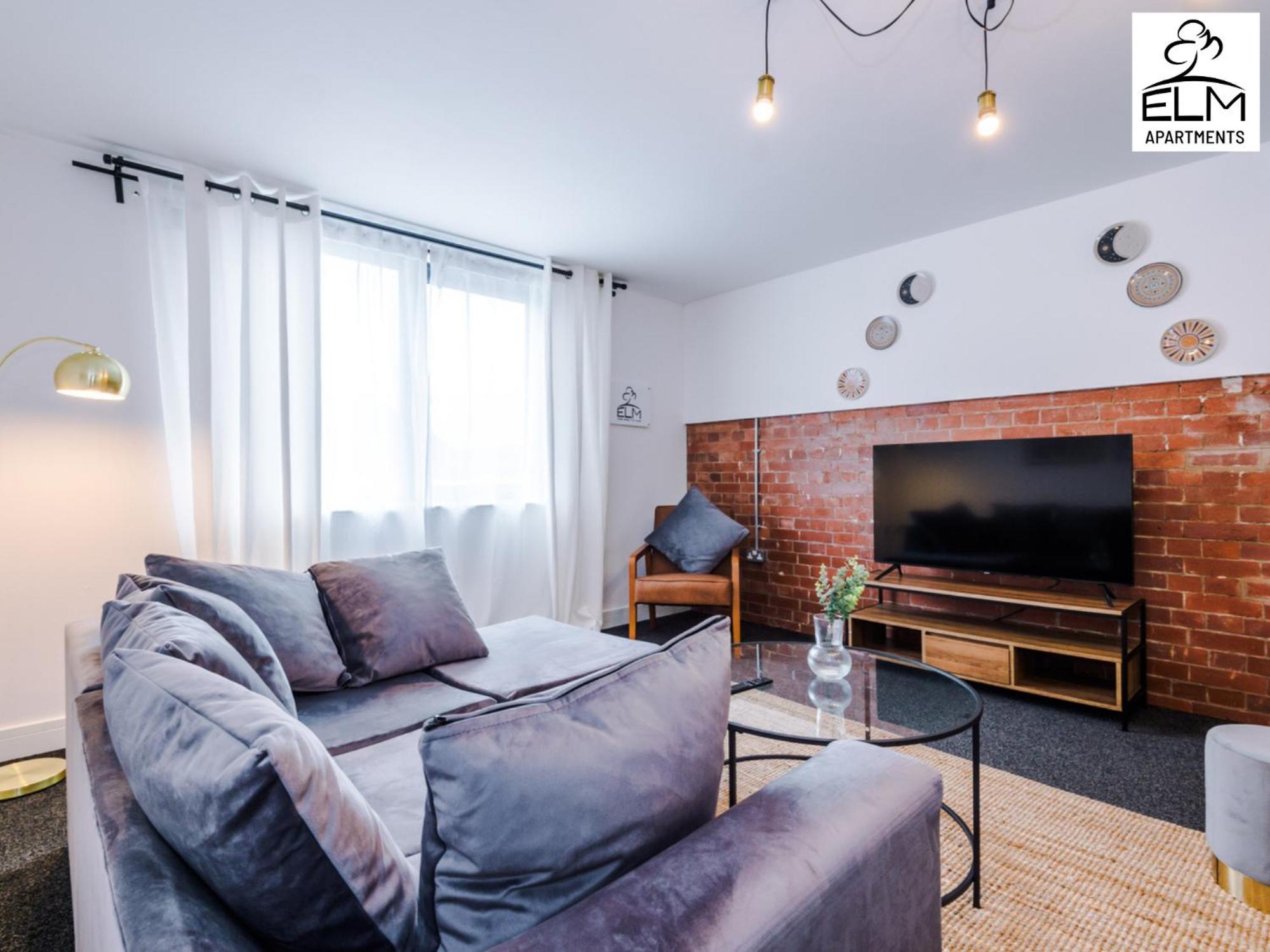 Elm Aparthotel , Collection Of Apartments Available Near Media City , Free Parking Манчестер Экстерьер фото