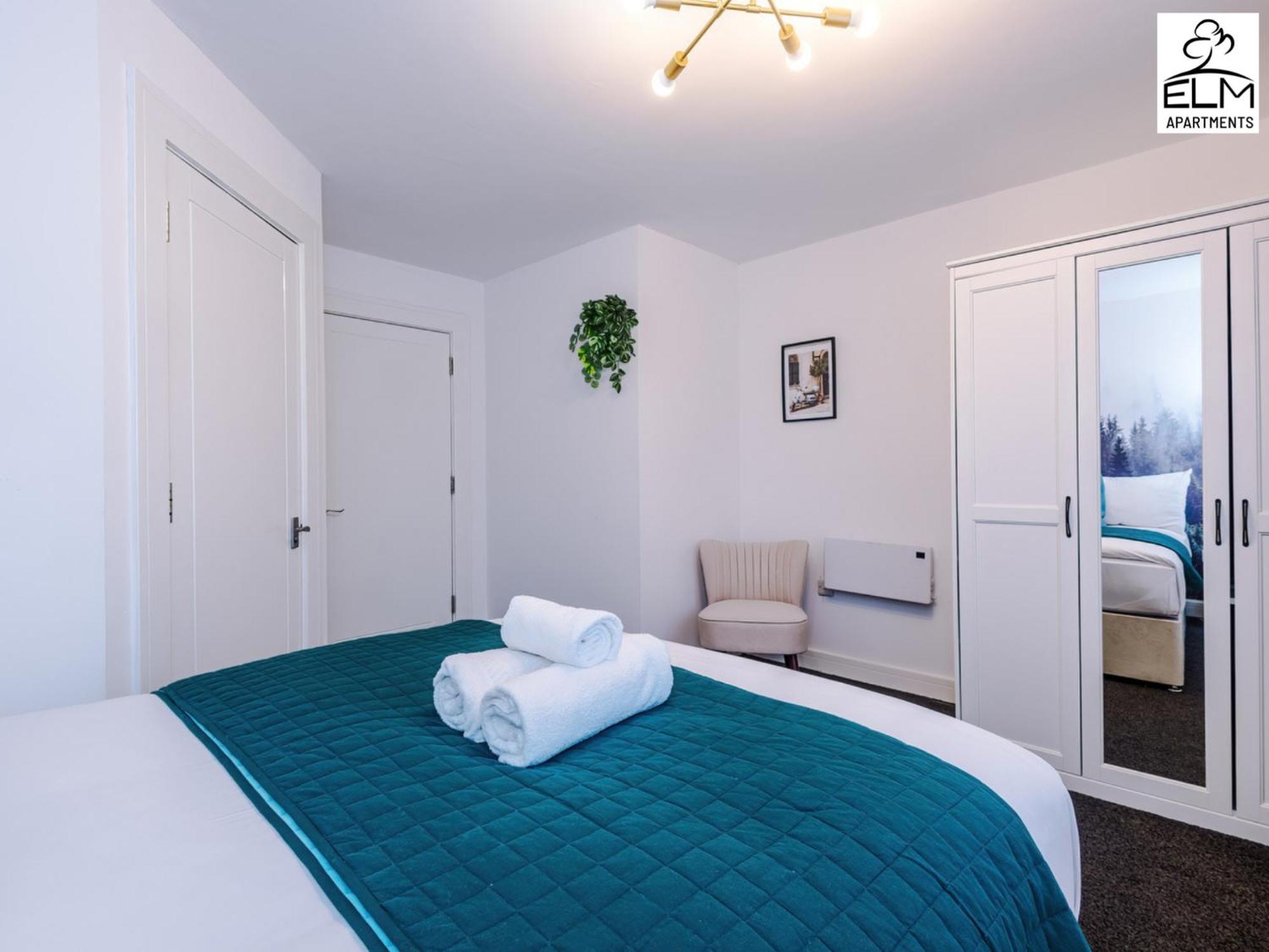 Elm Aparthotel , Collection Of Apartments Available Near Media City , Free Parking Манчестер Экстерьер фото