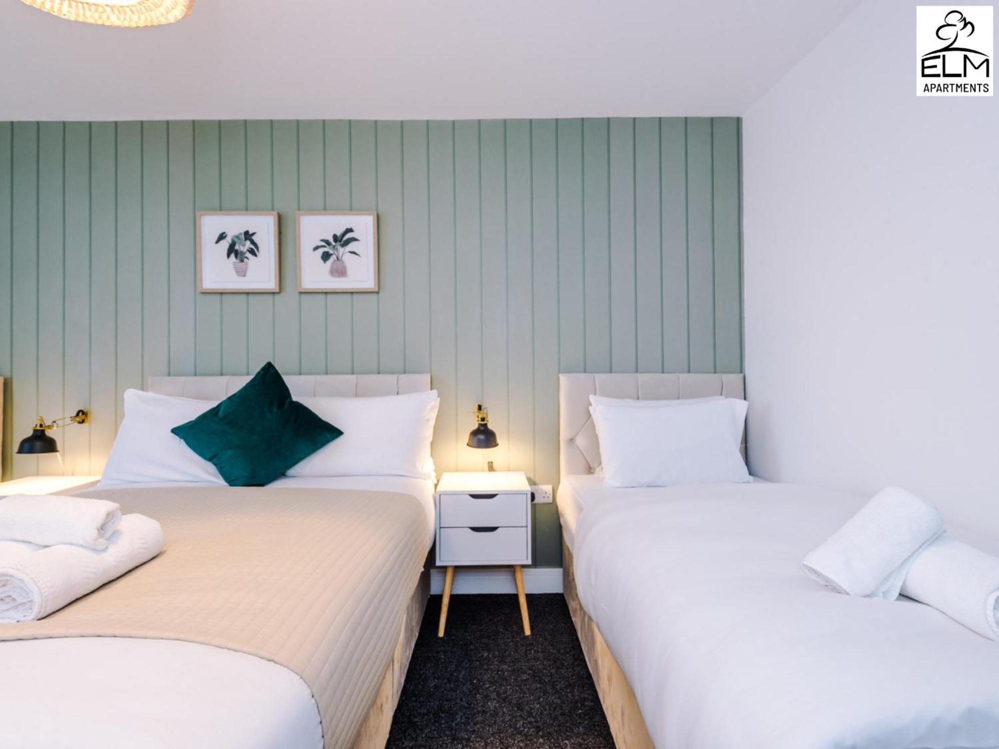 Elm Aparthotel , Collection Of Apartments Available Near Media City , Free Parking Манчестер Экстерьер фото
