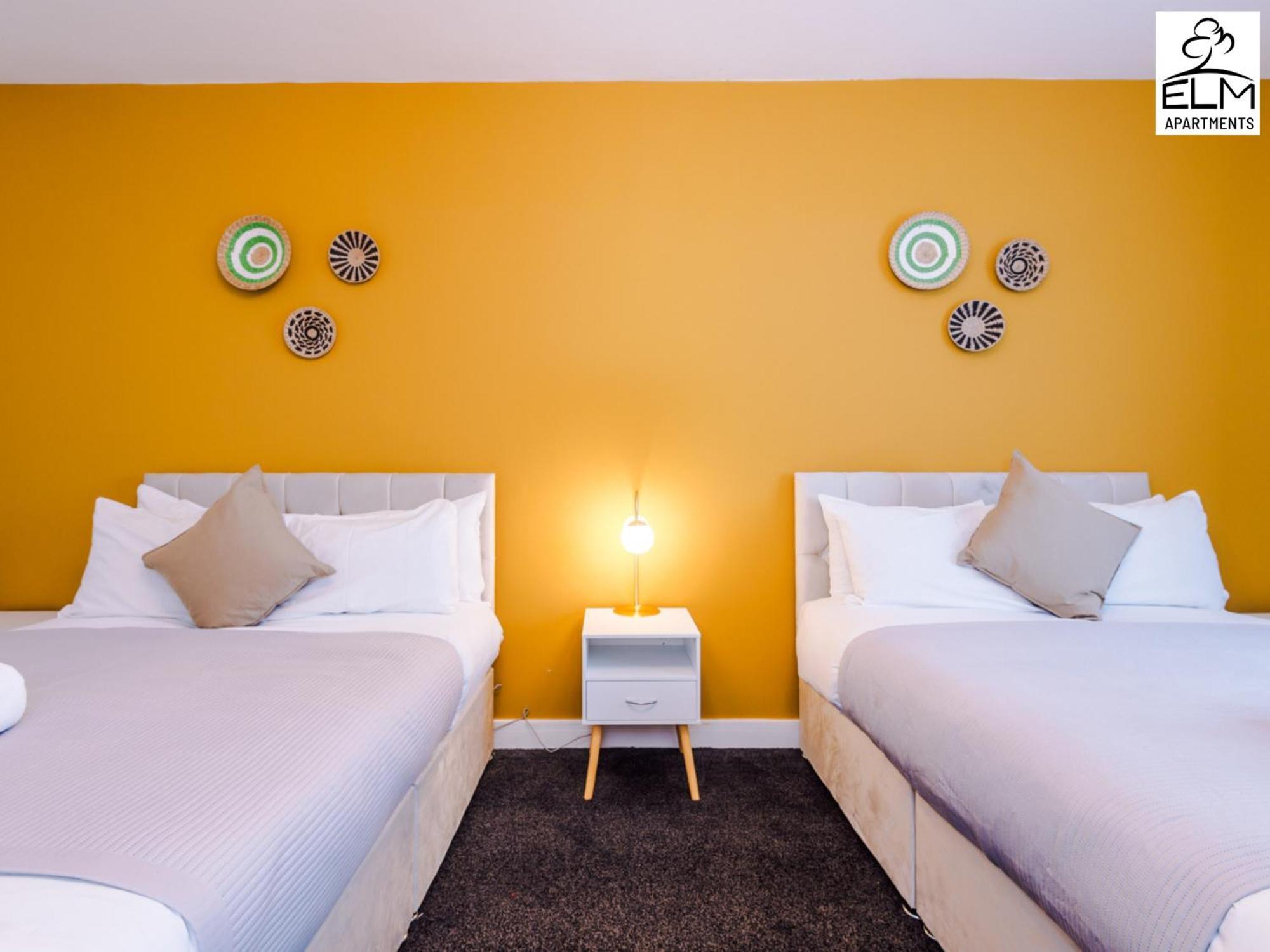 Elm Aparthotel , Collection Of Apartments Available Near Media City , Free Parking Манчестер Экстерьер фото