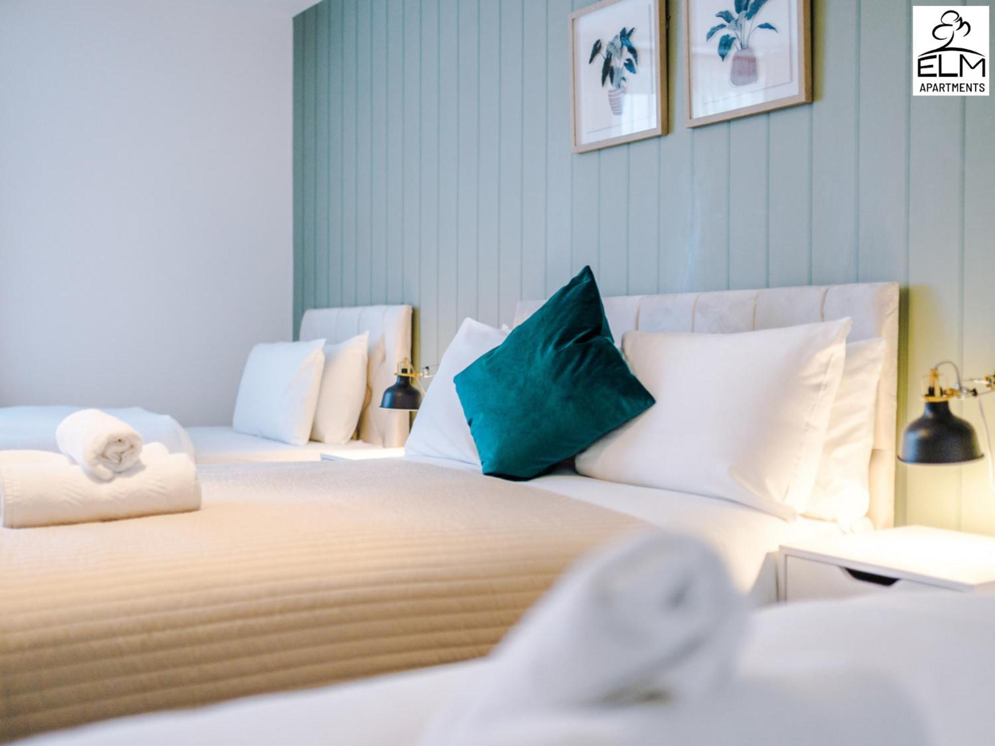 Elm Aparthotel , Collection Of Apartments Available Near Media City , Free Parking Манчестер Экстерьер фото