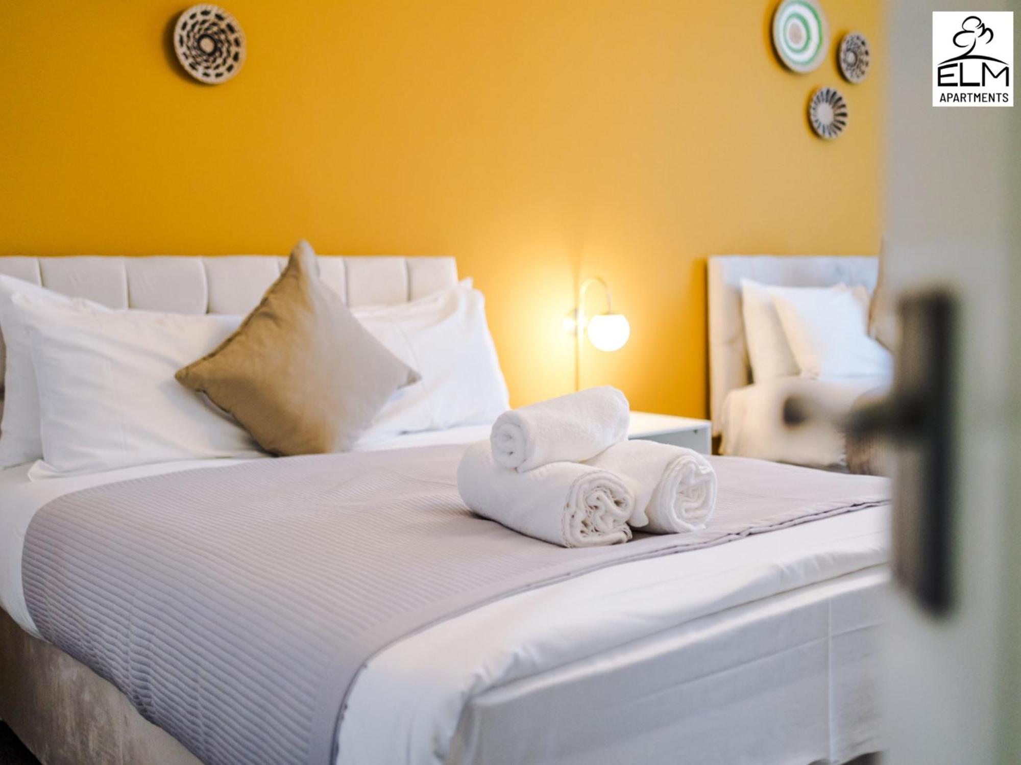 Elm Aparthotel , Collection Of Apartments Available Near Media City , Free Parking Манчестер Экстерьер фото