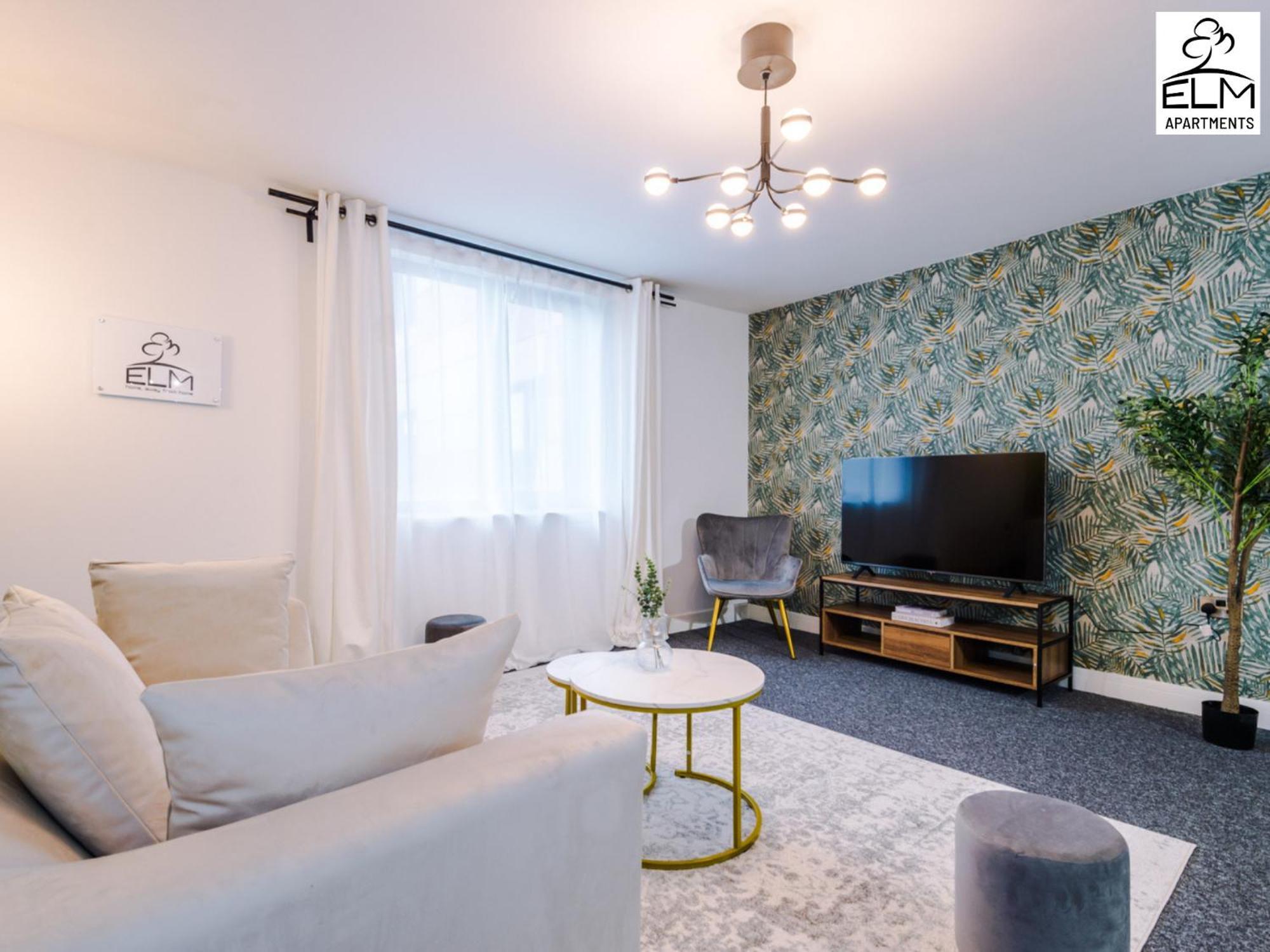 Elm Aparthotel , Collection Of Apartments Available Near Media City , Free Parking Манчестер Экстерьер фото
