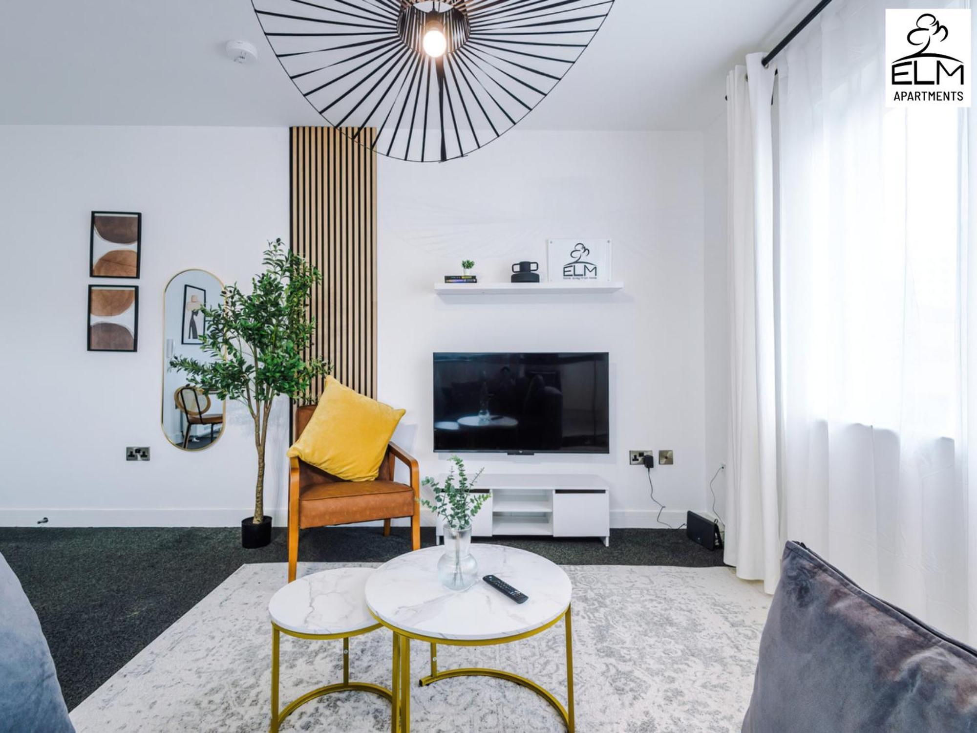 Elm Aparthotel , Collection Of Apartments Available Near Media City , Free Parking Манчестер Экстерьер фото