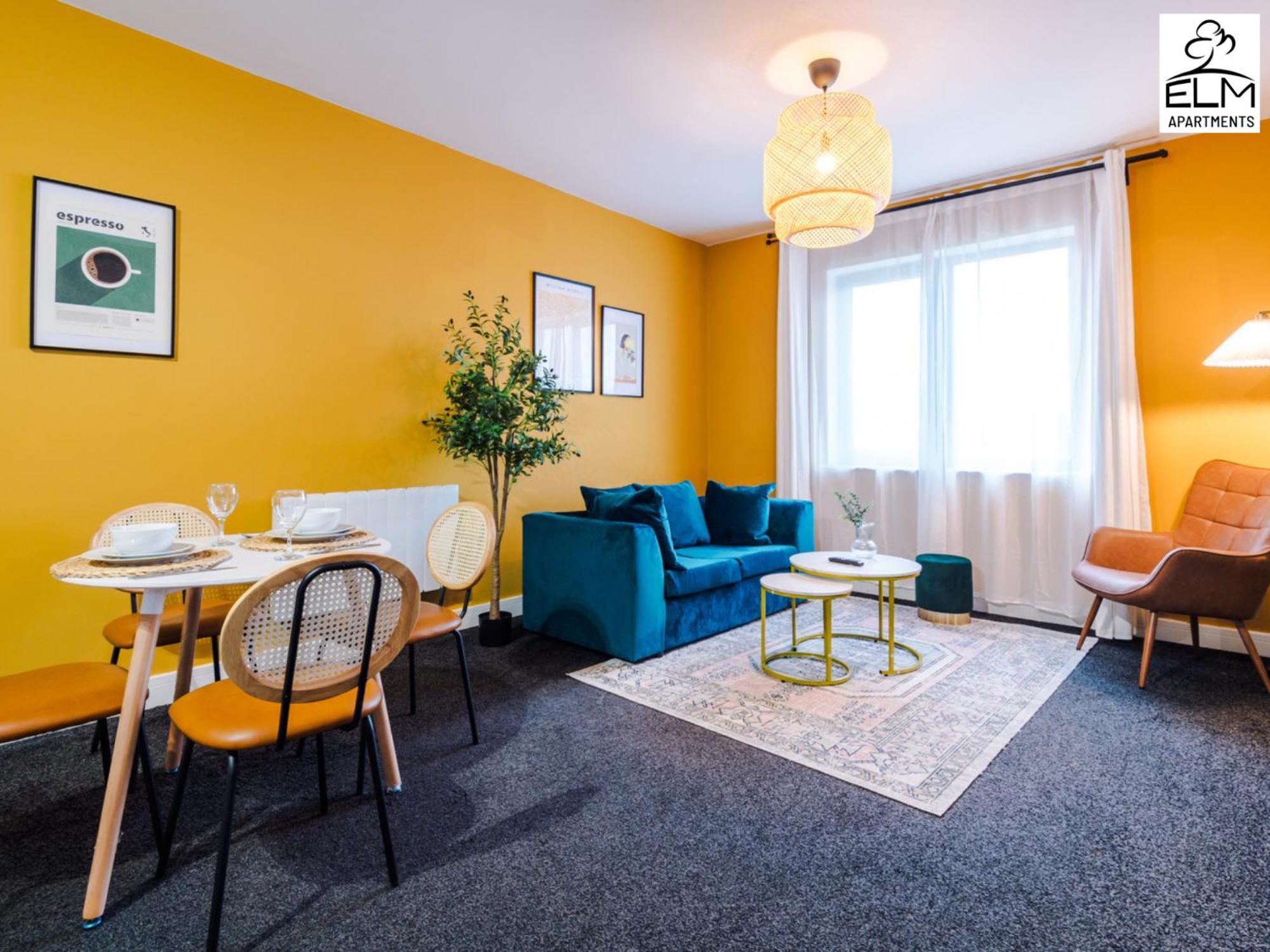 Elm Aparthotel , Collection Of Apartments Available Near Media City , Free Parking Манчестер Экстерьер фото
